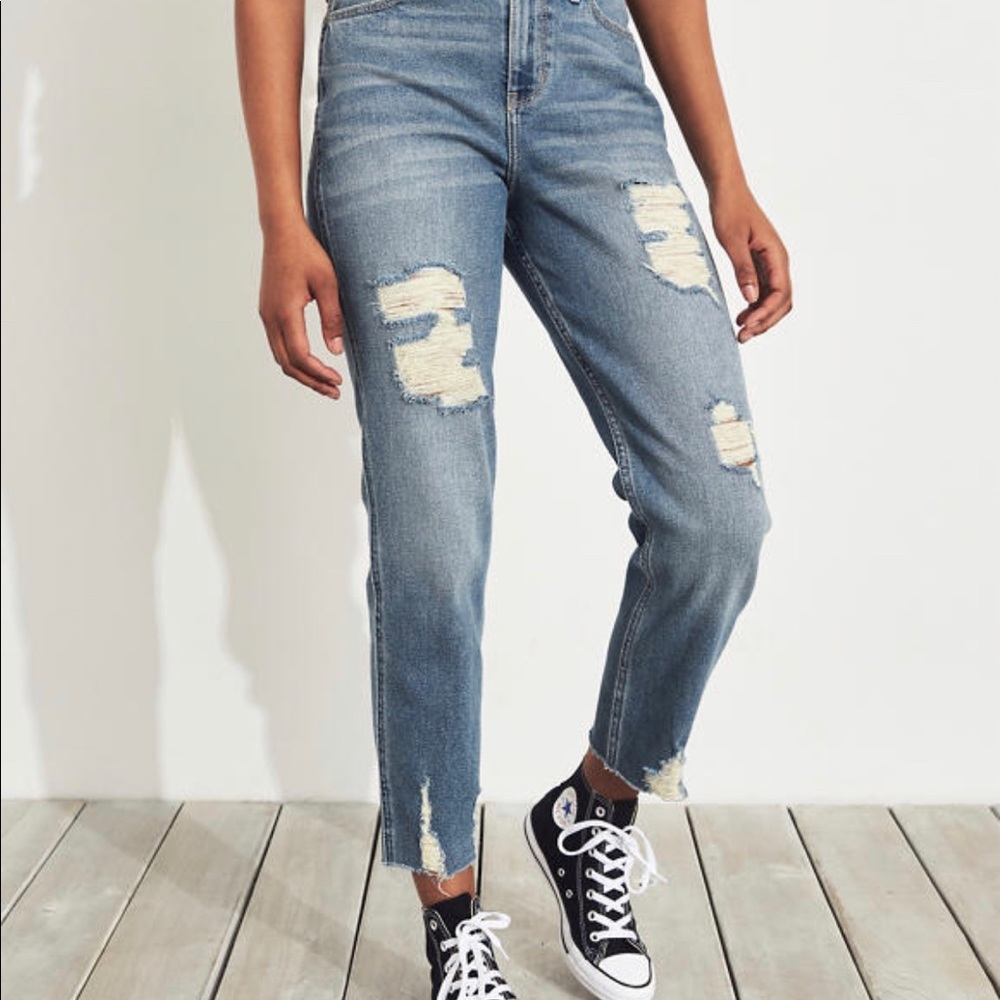 NWOT Hollister Vintage stretch high rise mom jean